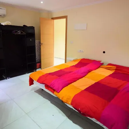 Les Poujols 6 Pers Holiday home Vire-sur-Lot